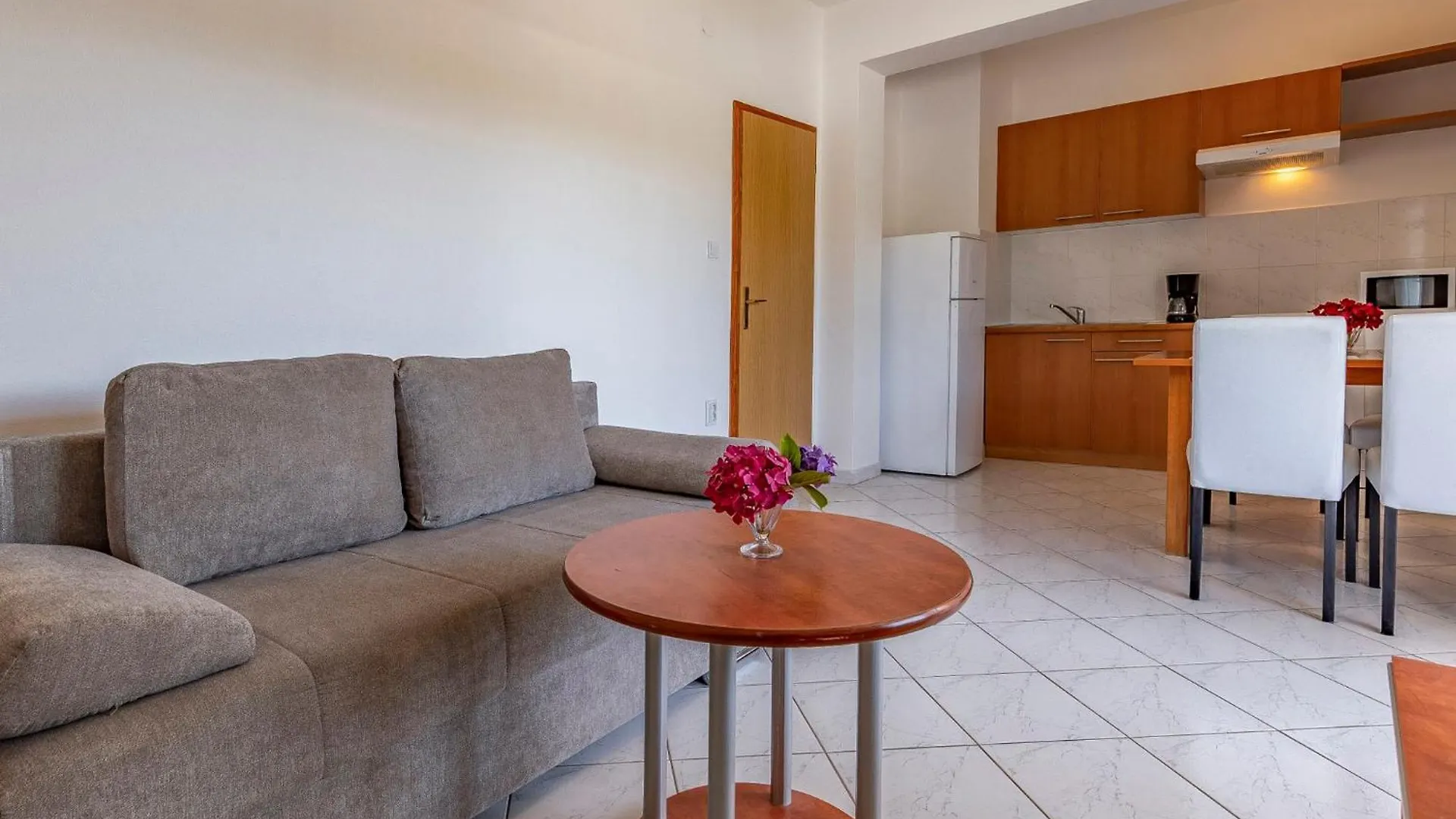 Apartment Rok 8 By Interhome Pula